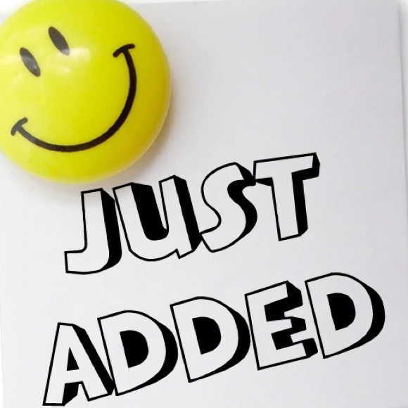 😀 Items just added to my closet!!! Check it out!!!! 🛍 💕 💗 - Picture 2 of 3